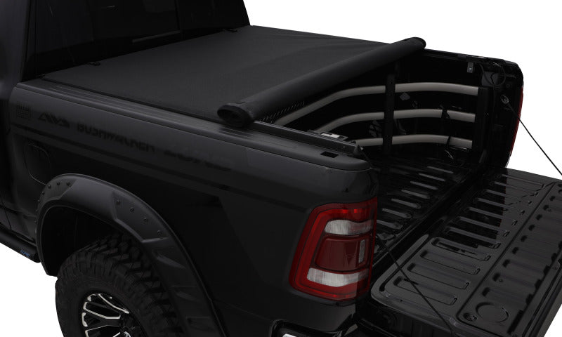 Lund 02-17 Dodge Ram 1500 (5.5ft. Bed) Genesis Elite Roll Up Tonneau Cover - Black