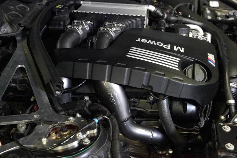 مجموعة أنابيب شحن المبرد التوربيني AEM 07-10 BMW 335I L6-3.0LF/I