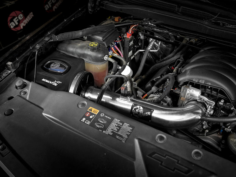 نظام سحب الهواء البارد aFe Momentum XP مع وسائط Pro 5R المصقولة لسيارات GM Silverado/Sierra 1500 موديلات 14-19