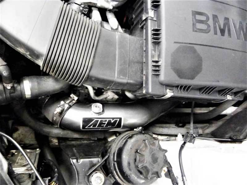 مجموعة أنابيب شحن المبرد التوربيني AEM 11-13 BMW 335I L6-3.0LF/I