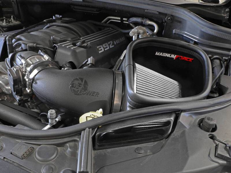 مدخل aFe MagnumFORCE المرحلة 2 Pro DRY S 12-21 Jeep Grand Cherokee (WK2) V8-6.4L HEMI
