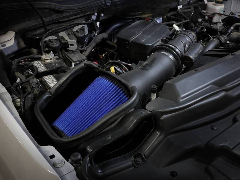 نظام سحب هواء المرحلة الثانية من ماغنوم فورس بمحرك V8 سعة 3.7 لتر لسيارة فورد F-250/F-350 موديل 20-22 aFe