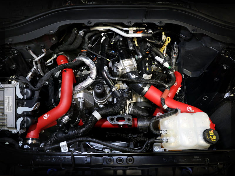 أنبوب شحن جانبي ساخن لمبرد داخلي aFe BladeRunner مقاس 2 1/4 بوصة لسيارة Ford Explorer V6-3.0L (tt) موديل 2002-2003 - أحمر