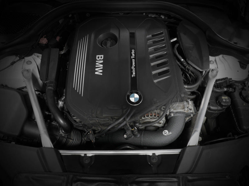 aFe 17-22 BMW 540i (G30/G31/G38) B58 L6 3.0L (t) BladeRunner أنبوب شحن ساخن من الألومنيوم مقاس 3 بوصات - أسود